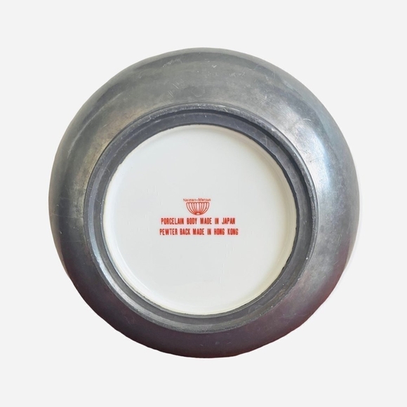 NEIMAN MARCUS Vintage Japanese Pewter Back Porcelain Ware Coastal Bowl Plate - Picture 3 of 3